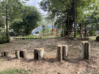 Baantontham Preschool, Nieuwe speelmaterialen in de schooltuin