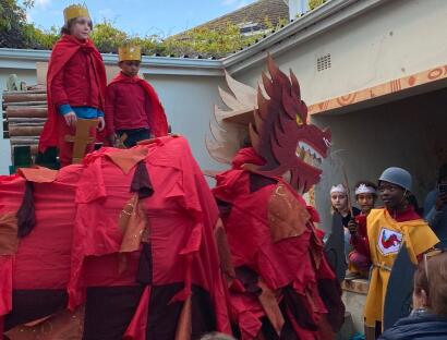 Starseed Community School, Sint Michael en de draak