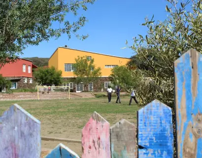 Waldorf School Windhoek, gezien vanaf het hek